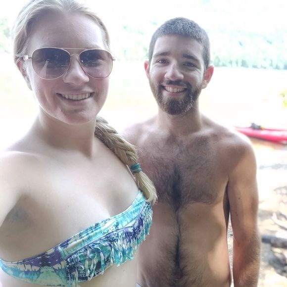 Meet your Posher, Katie - Picture 1 of 1